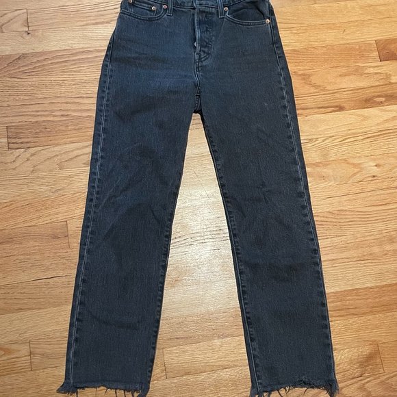 Levi's Wedgie Straight Fit Jean - Picture 1 of 6